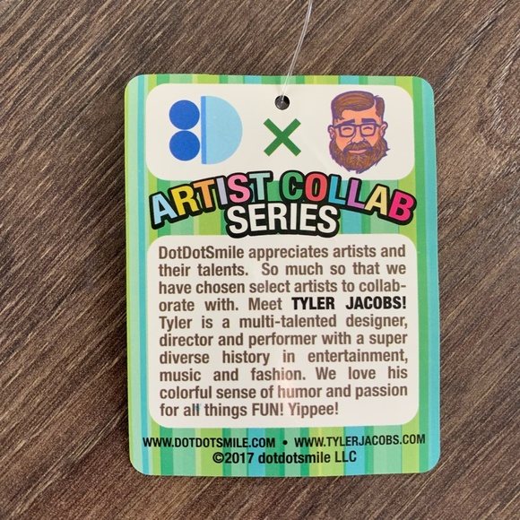 NWT Dot Dot Smile Artist Collaboration T-Shirt, Size 6 - Picture 5 of 6